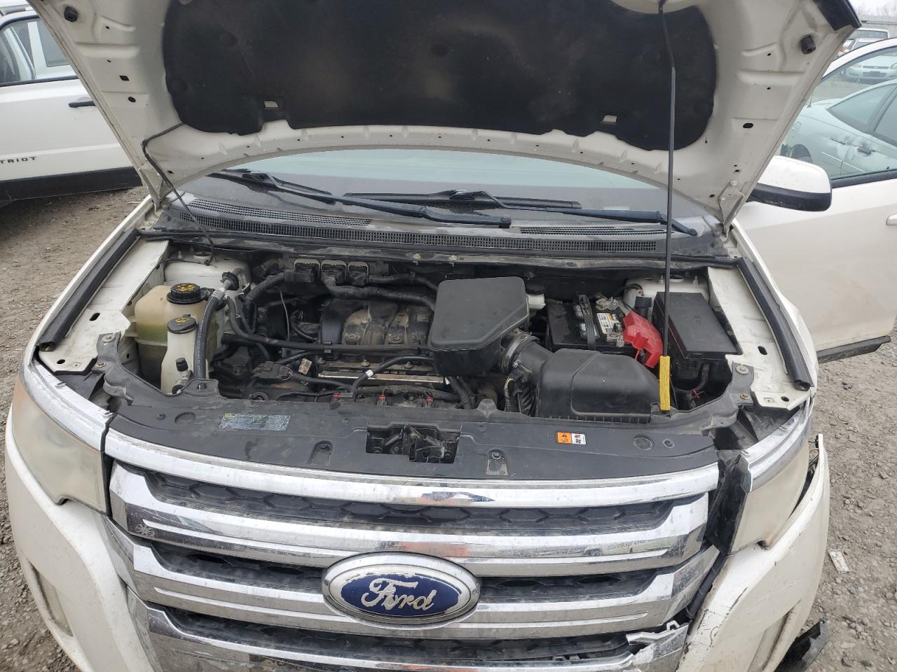 FORD EDGE 2012 — 12