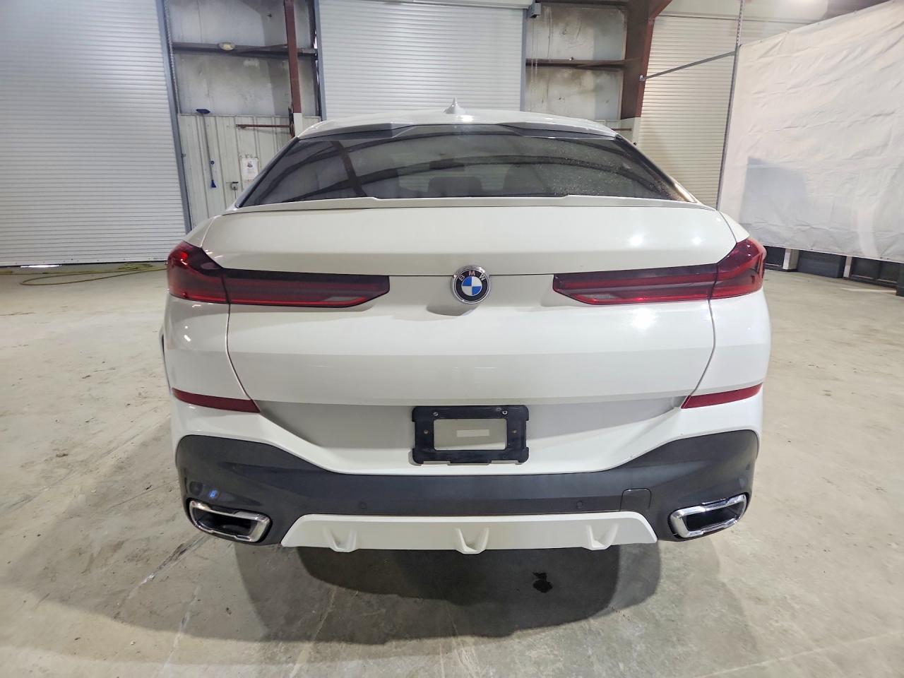 BMW X6 2021 — 7