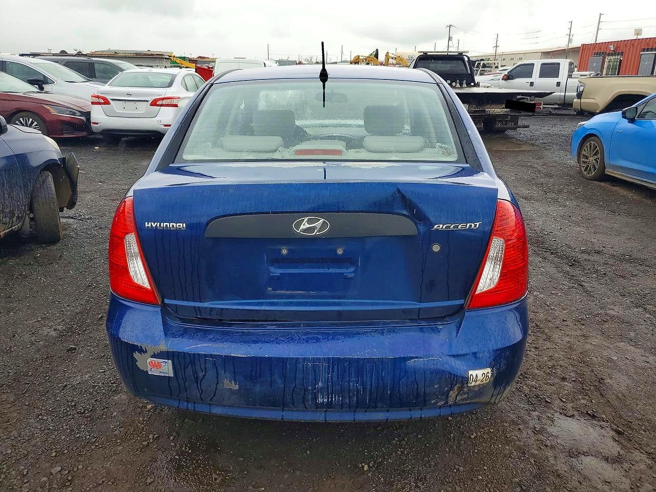 HYUNDAI ACCENT 2009 — 7
