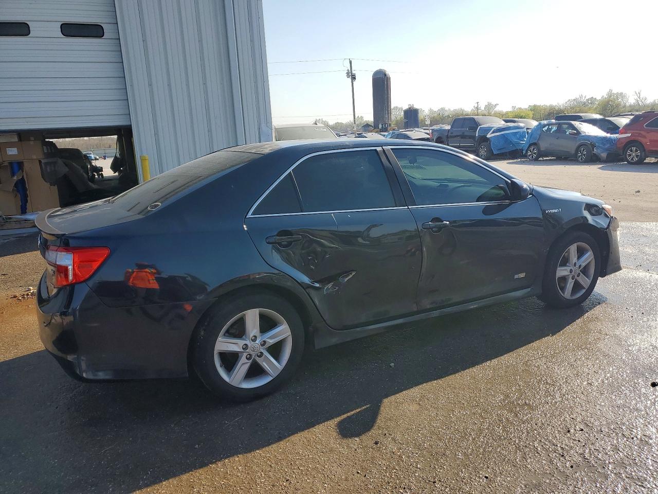 TOYOTA CAMRY HYBRID 2014 — 4
