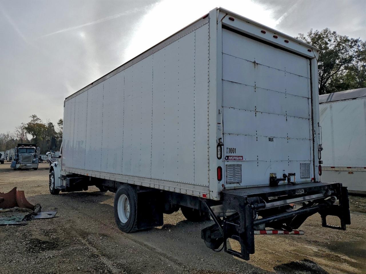 FREIGHTLINER M2 2015 — 4