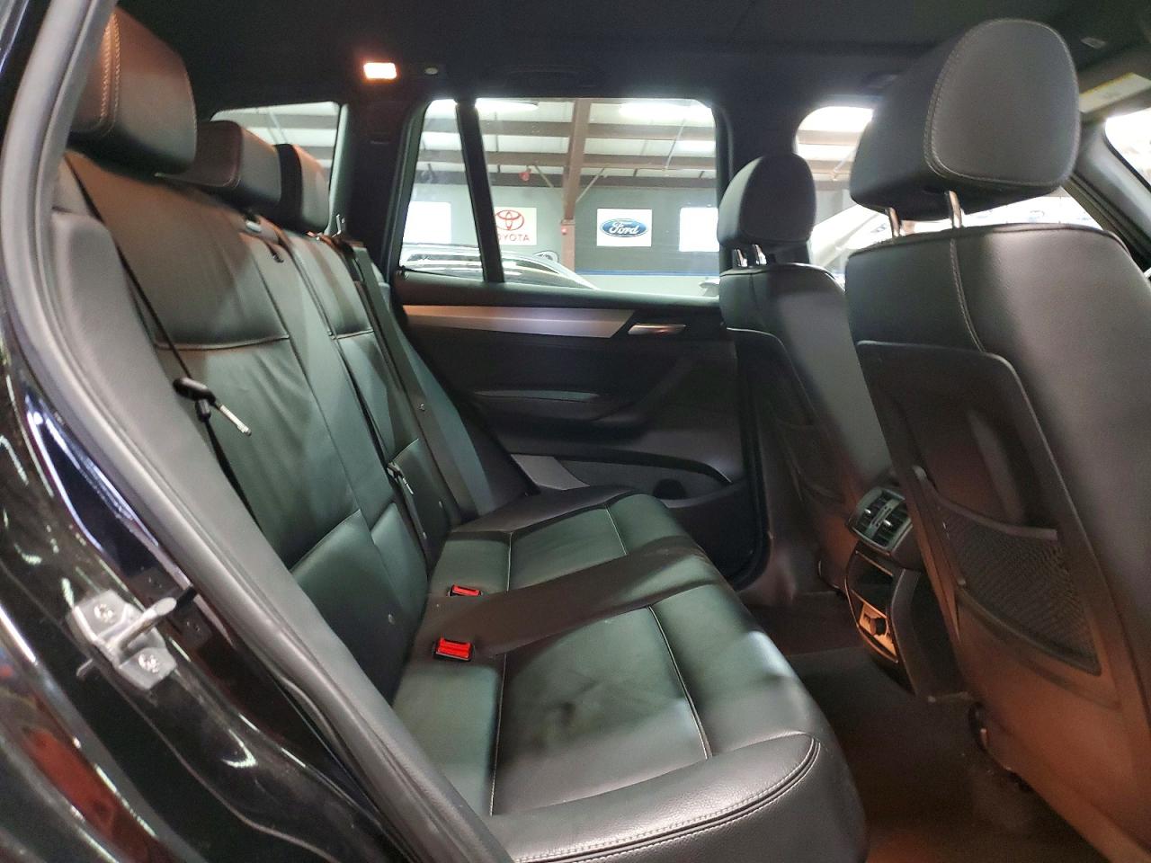 BMW X3 2014 — 12
