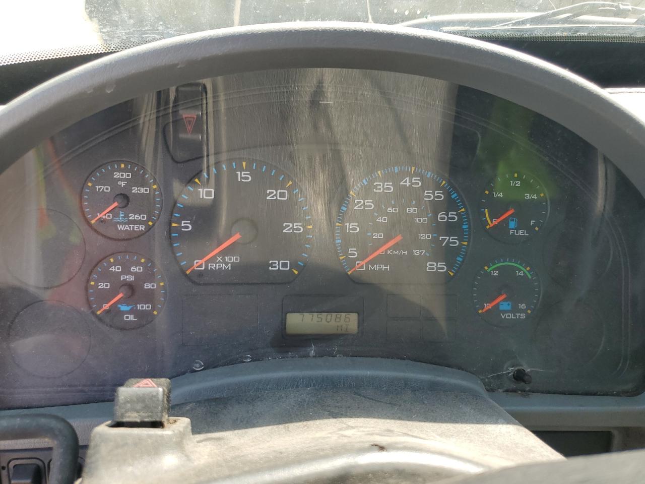 INTERNATIONAL 4000 2002 — 9