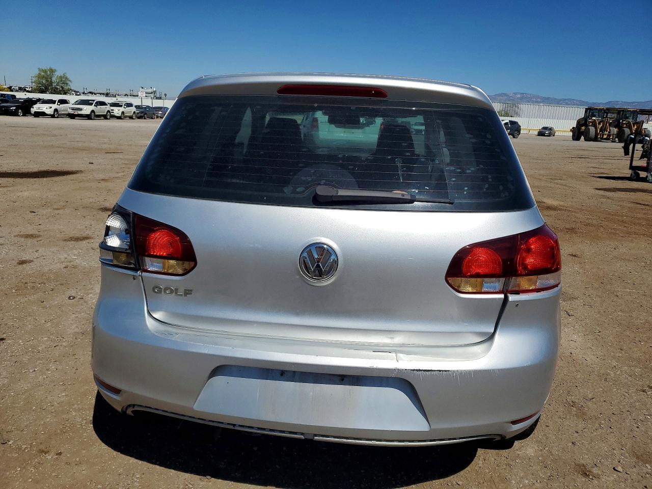 VOLKSWAGEN GOLF 2012 — 7