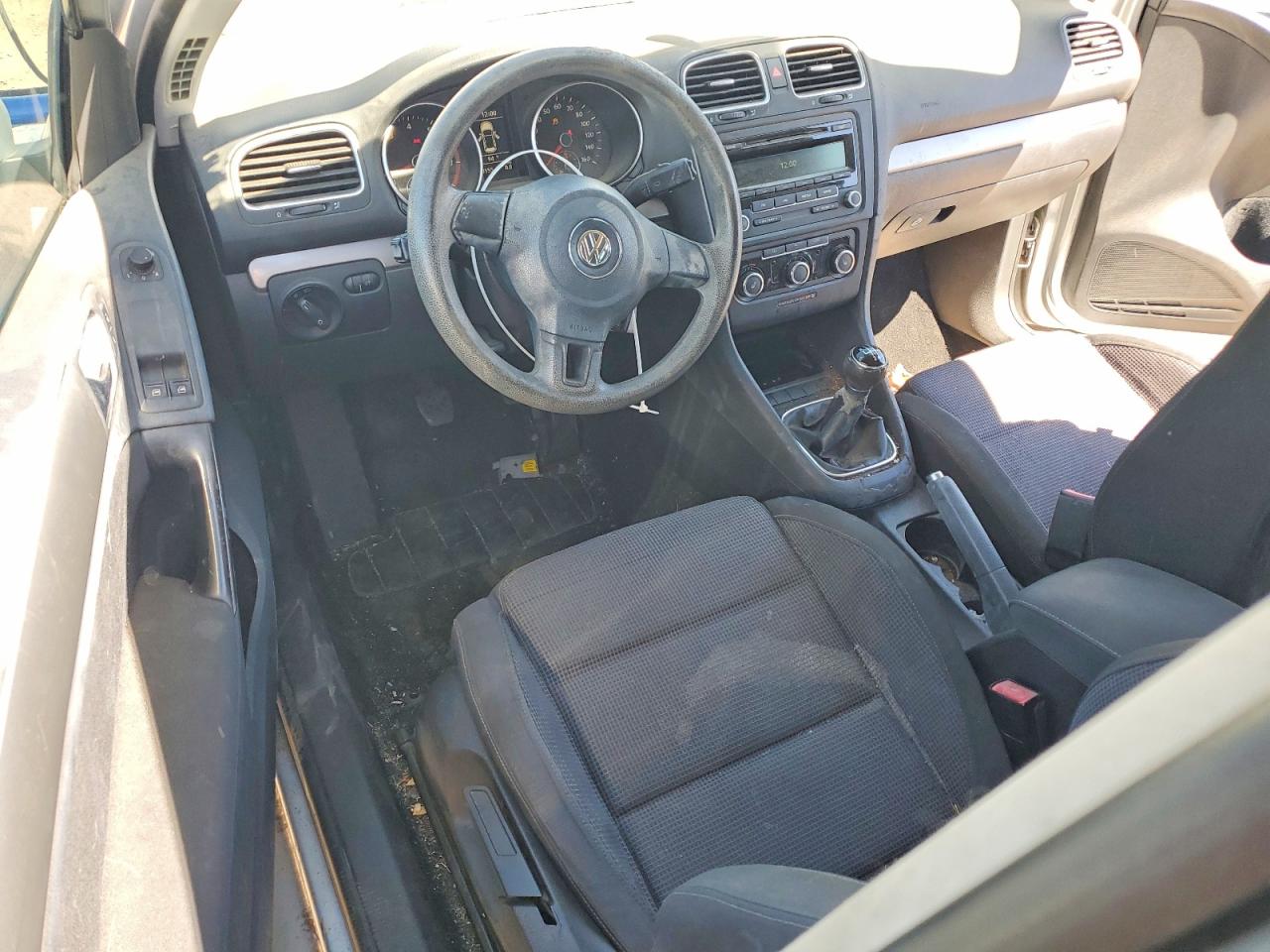 VOLKSWAGEN GOLF 2012 — 9