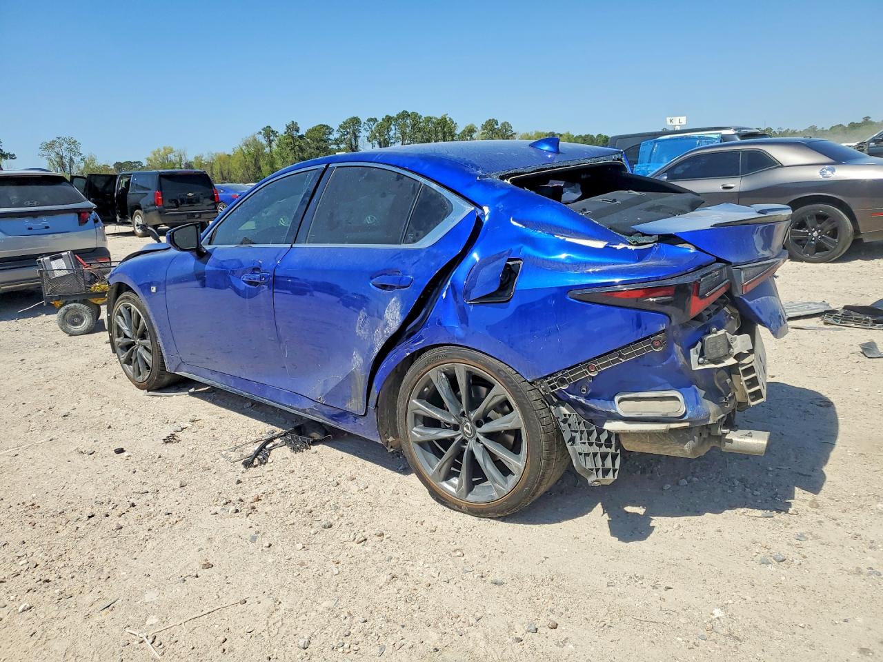 LEXUS IS 350 2022 — 3