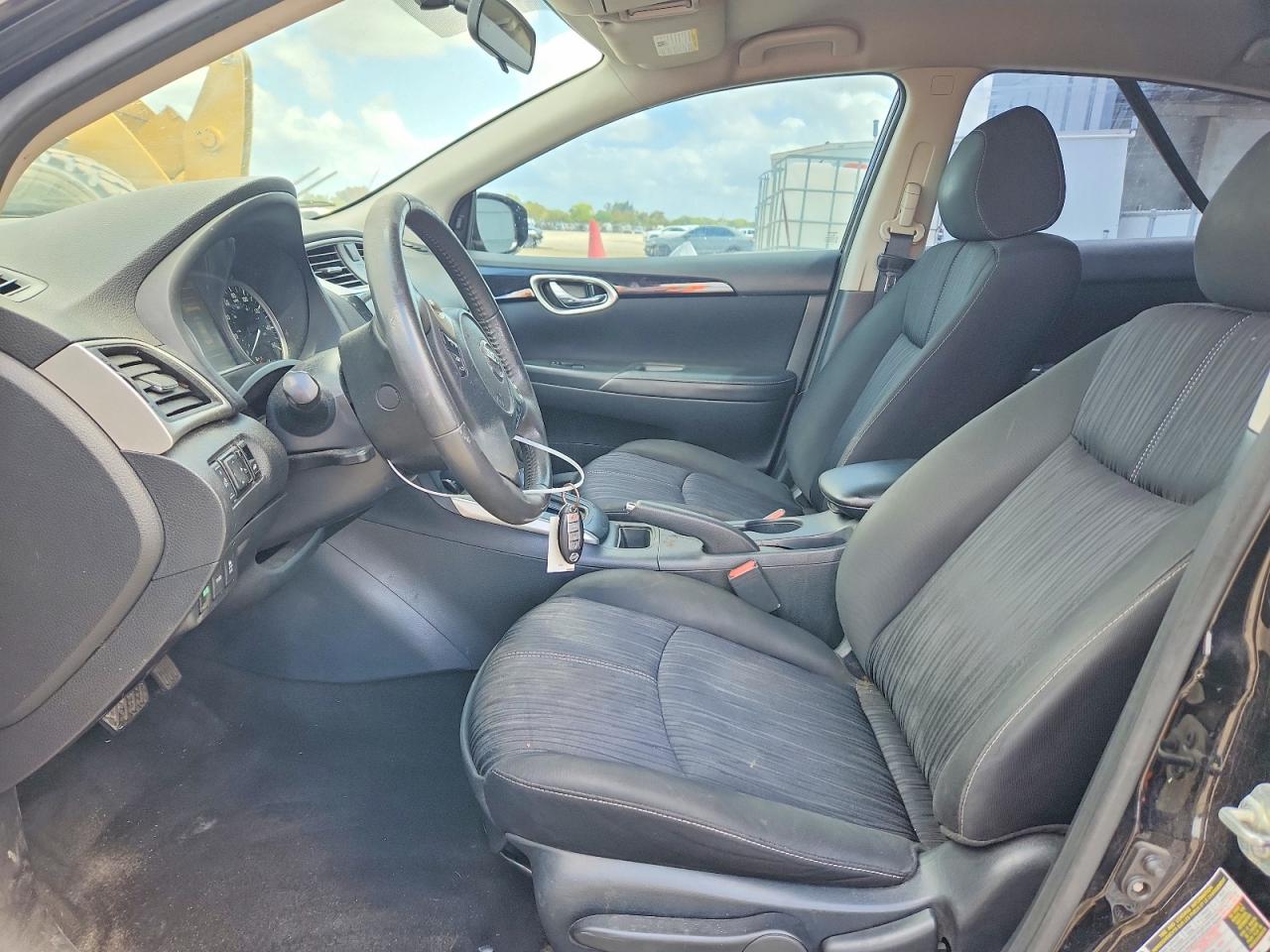 NISSAN SENTRA 2017 — 8