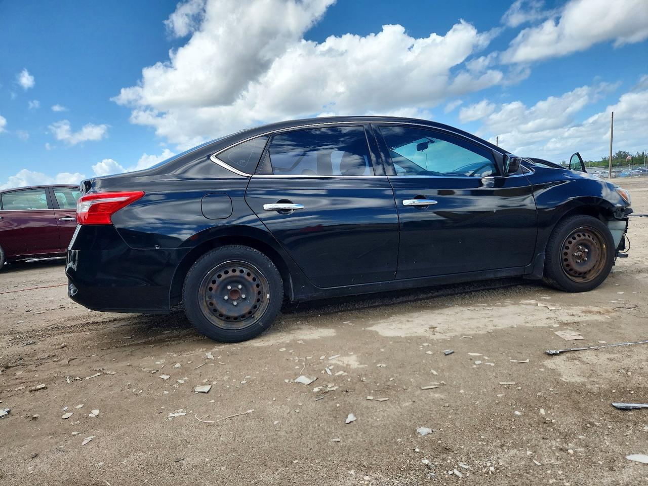 NISSAN SENTRA 2017 — 4
