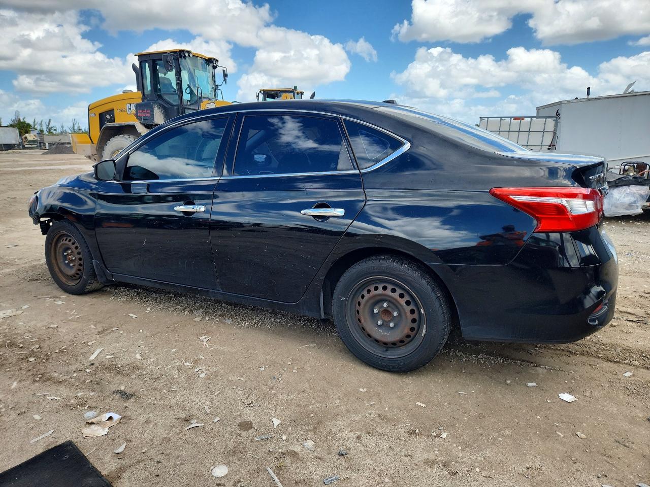 NISSAN SENTRA 2017 — 3