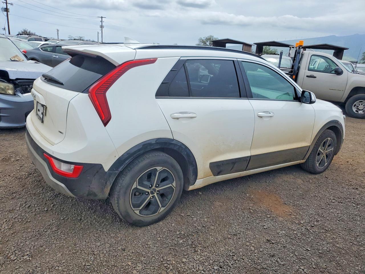 KIA NIRO 2024 — 4