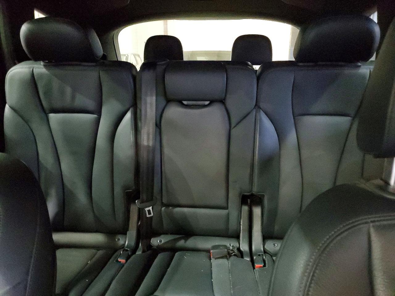 AUDI Q7 2019 — 11