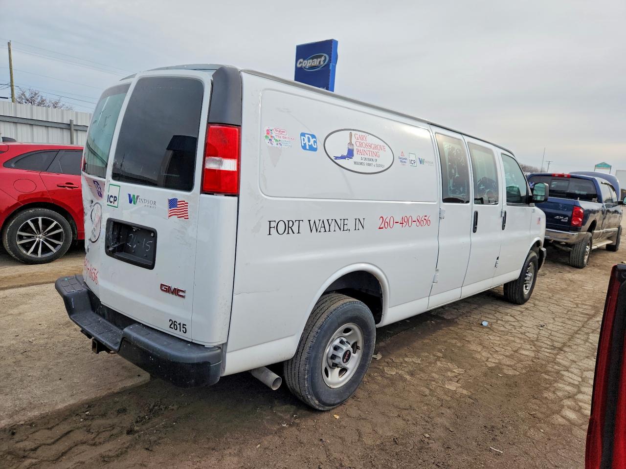 GMC SAVANA 2023 — 4
