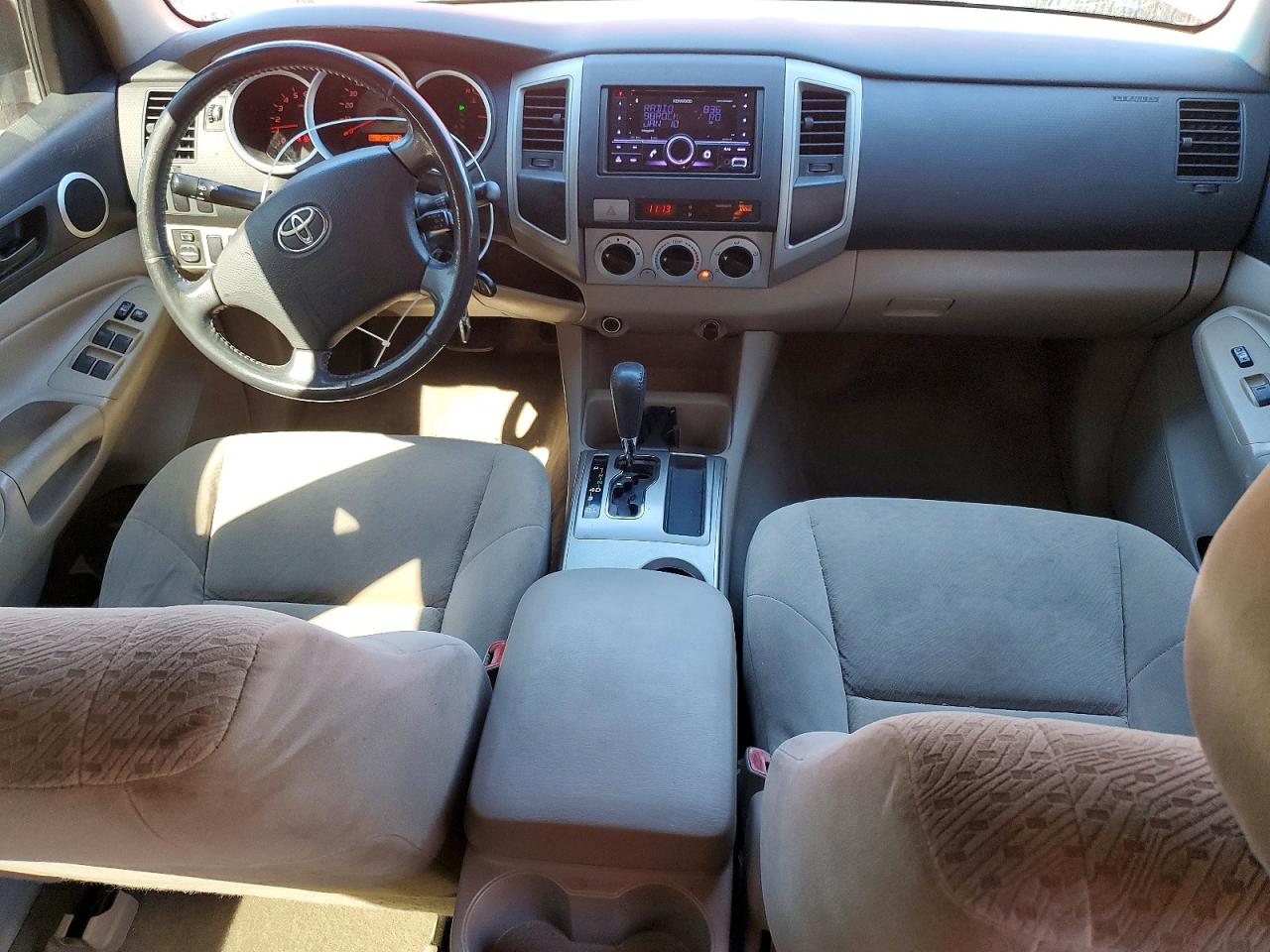 TOYOTA TACOMA 2005 — 9