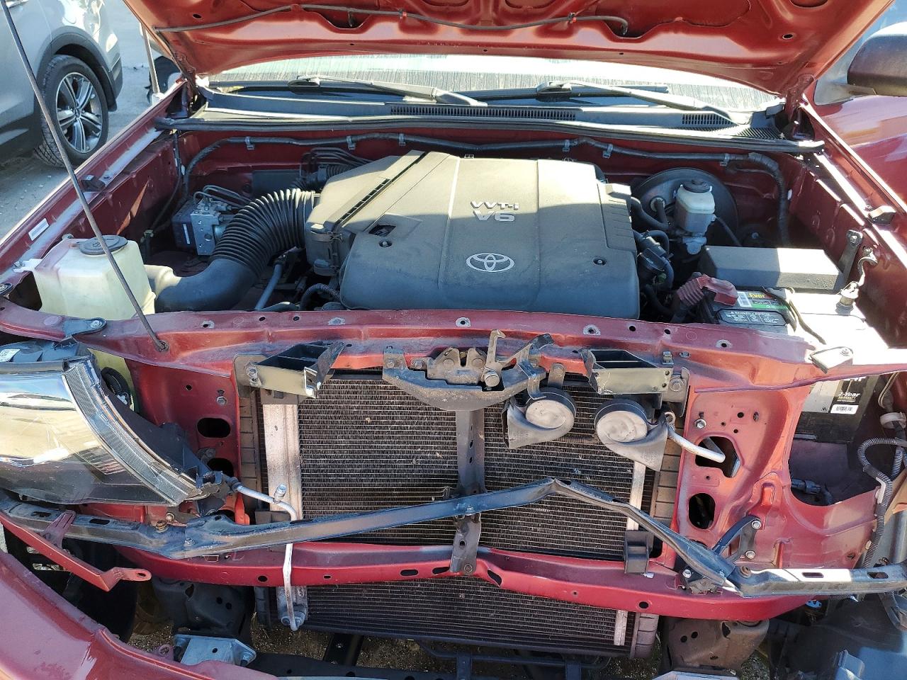 TOYOTA TACOMA 2005 — 12