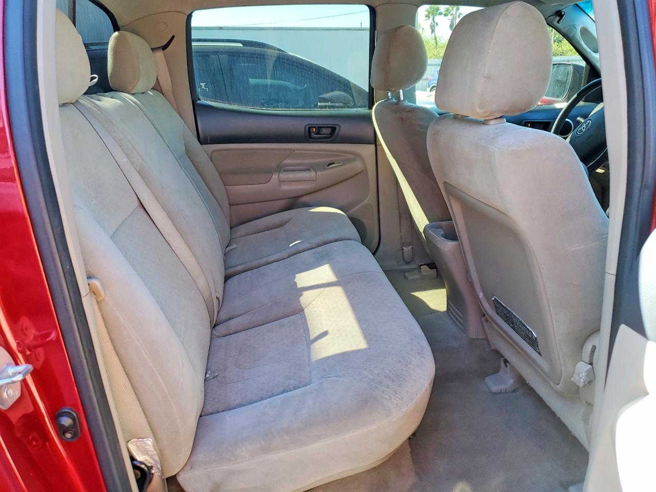 TOYOTA TACOMA 2005 — 11
