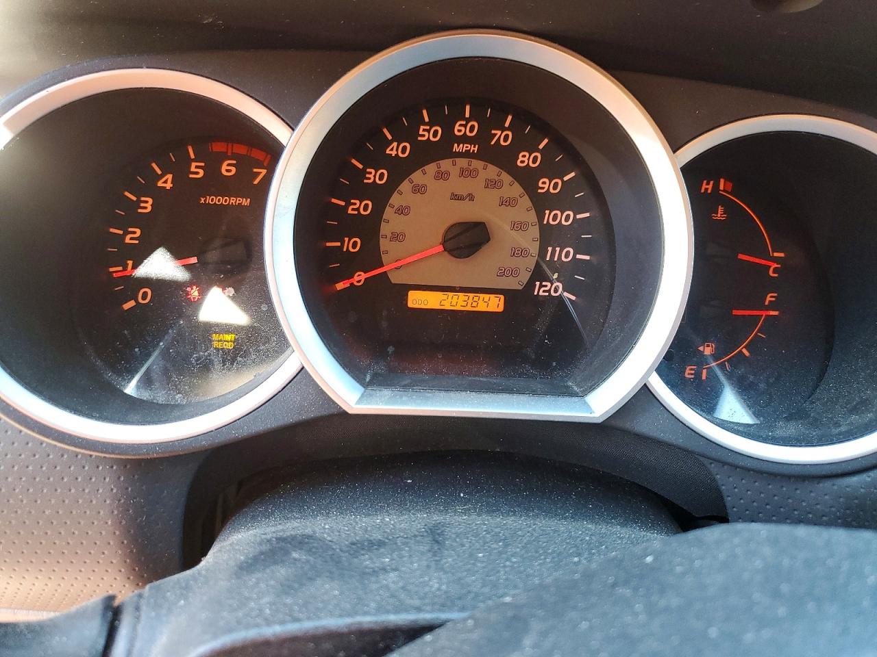 TOYOTA TACOMA 2005 — 10