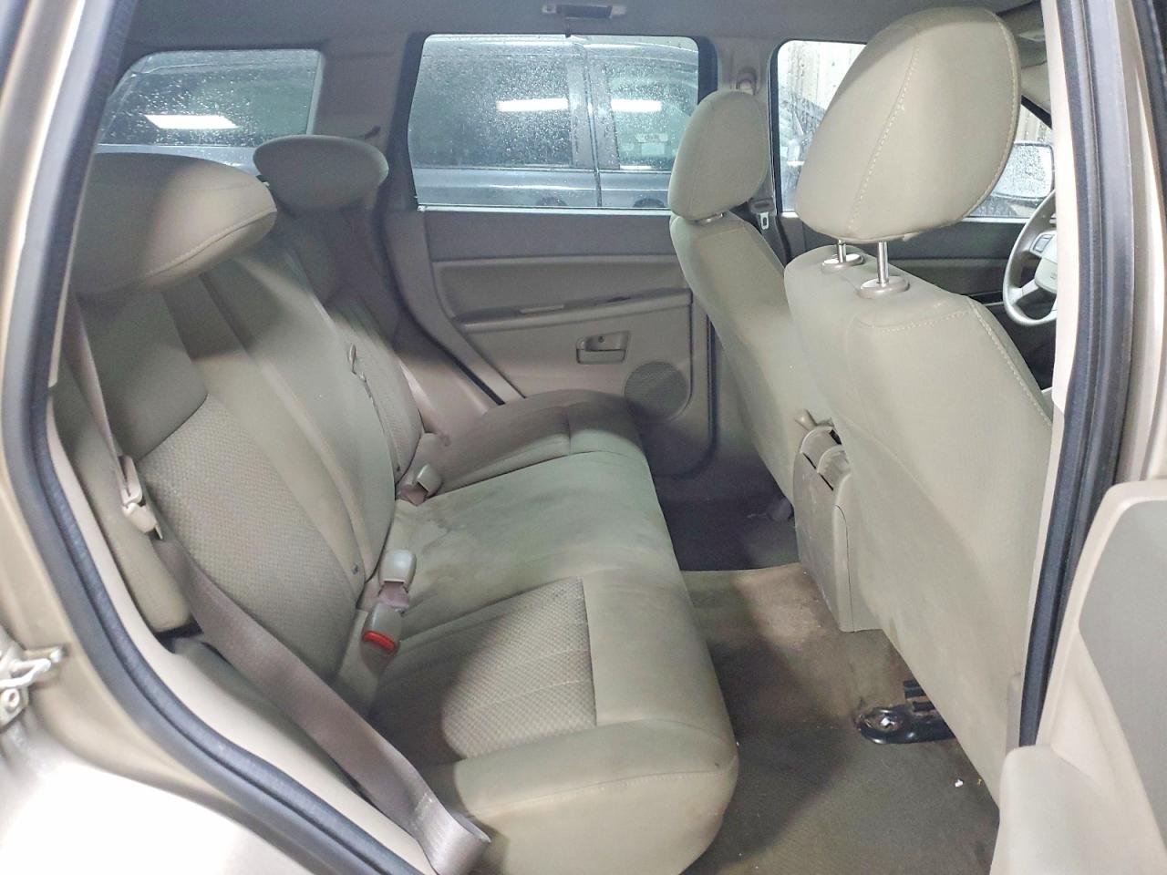 JEEP GRAND CHEROKEE 2006 — 11