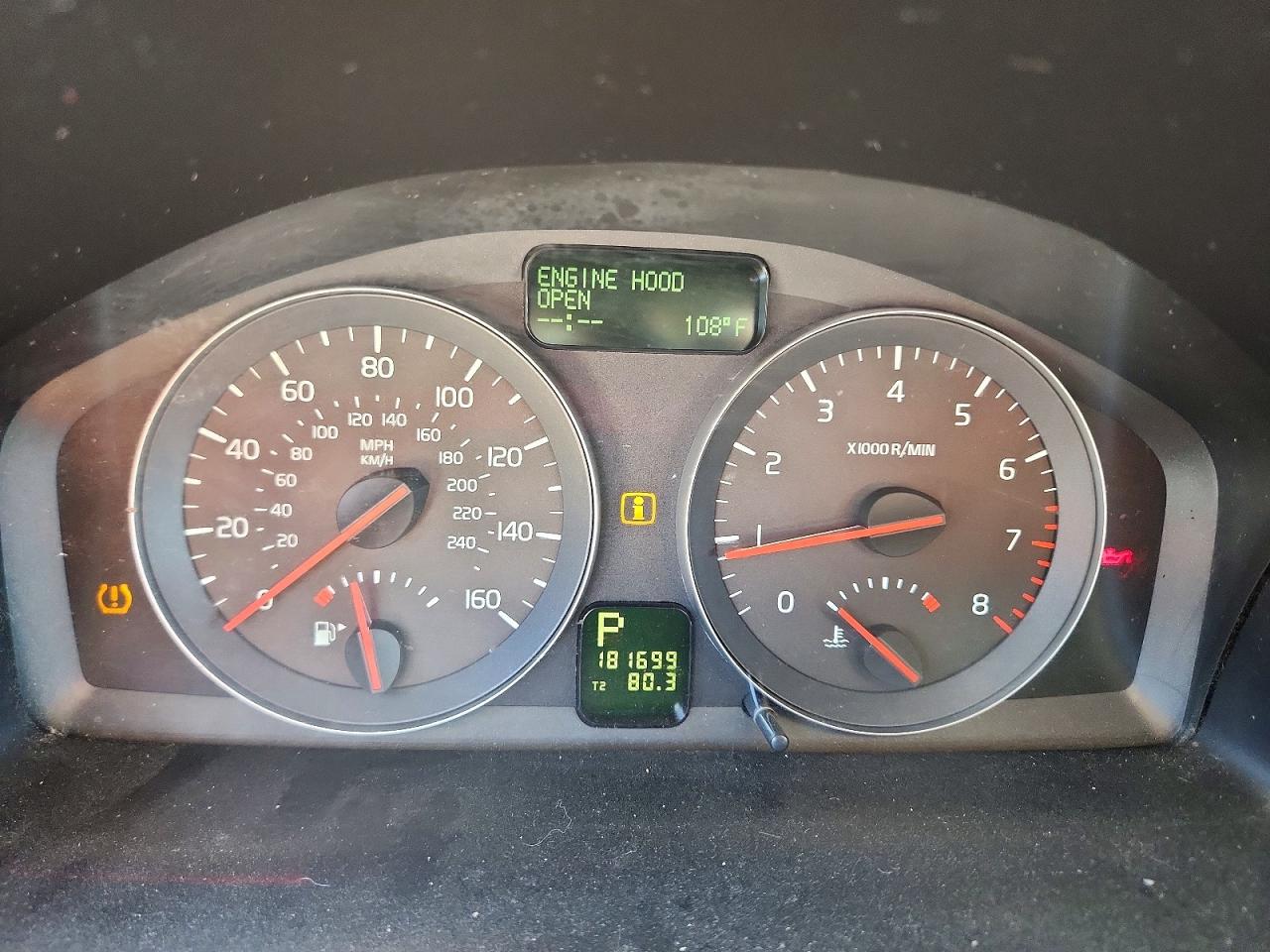 VOLVO S40 2010 — 10