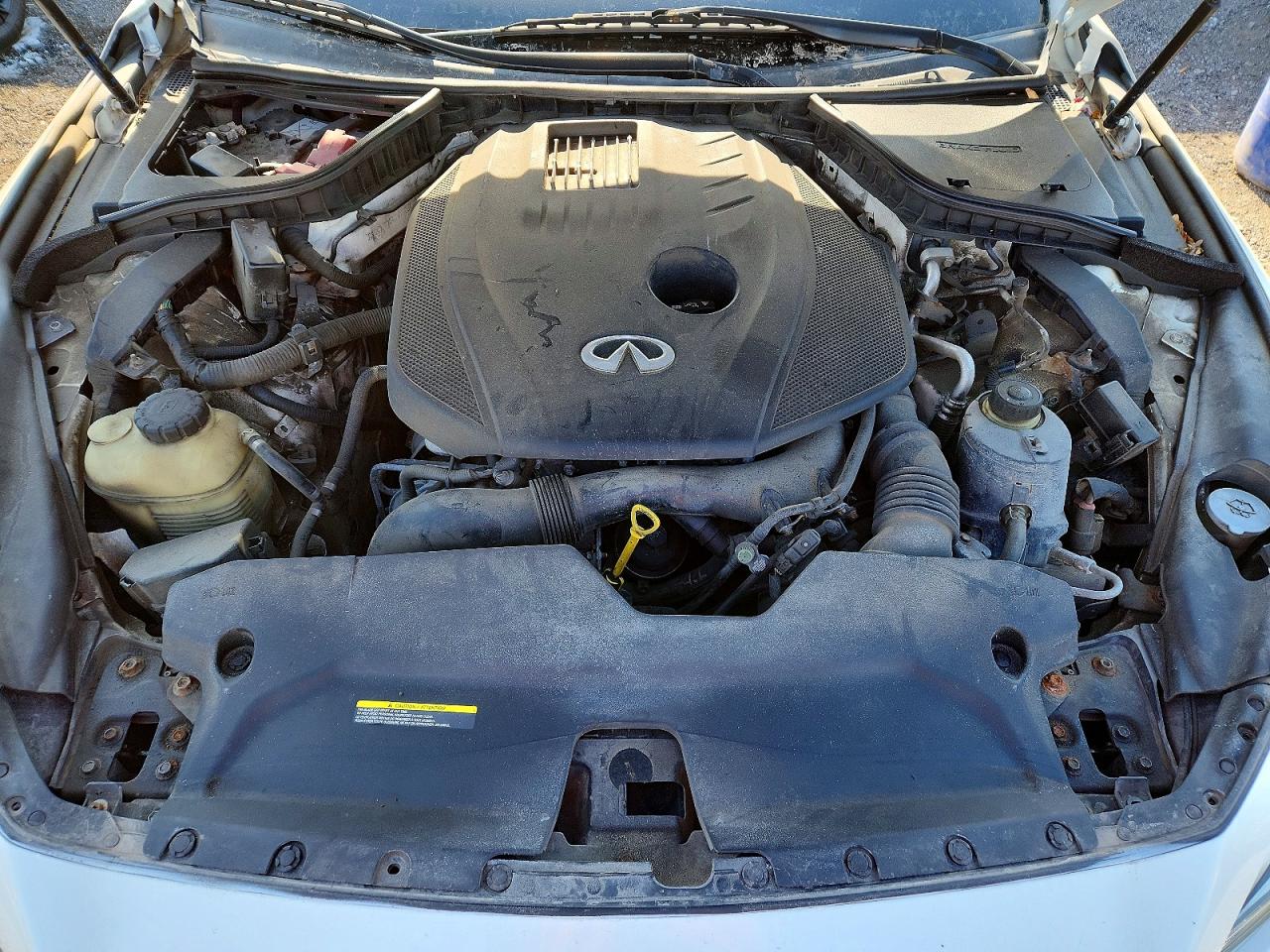 INFINITI Q50 2016 — 12