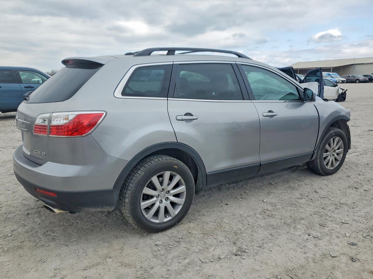 MAZDA CX-9 2010 — 4