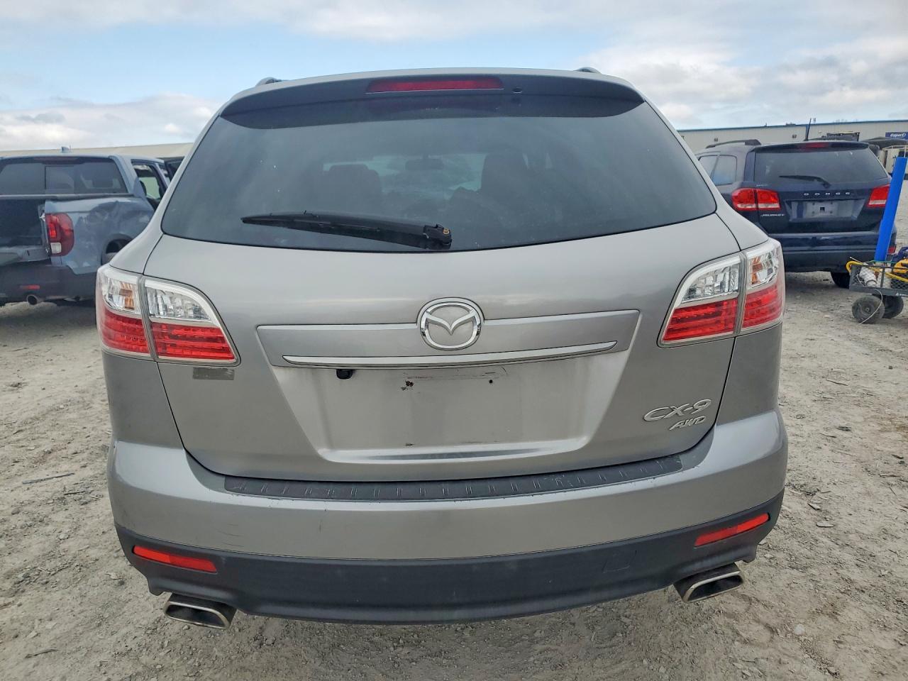 MAZDA CX-9 2010 — 7