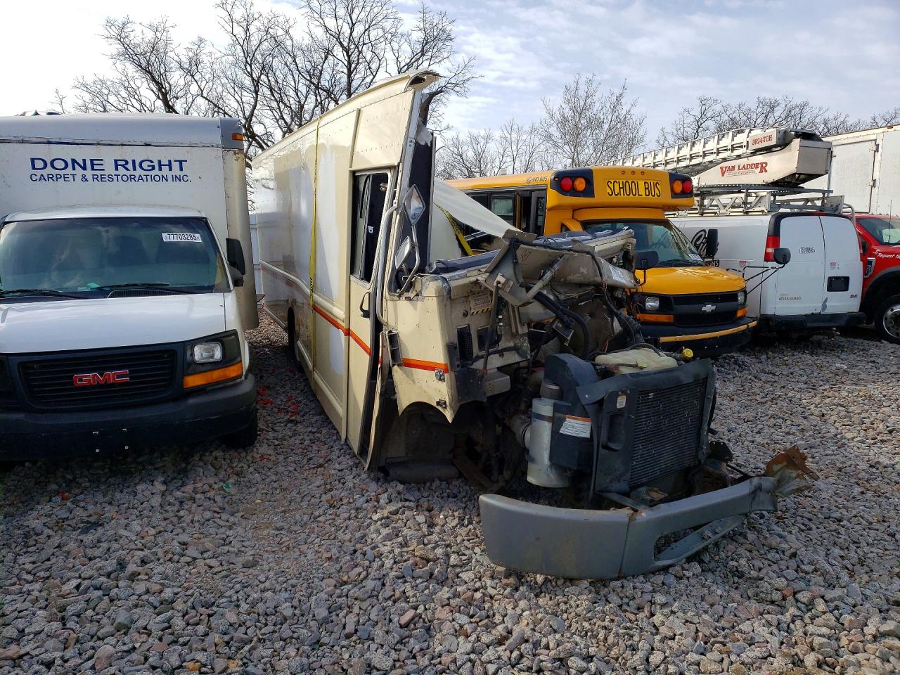 FREIGHTLINER CHASSIS 2014 — 5