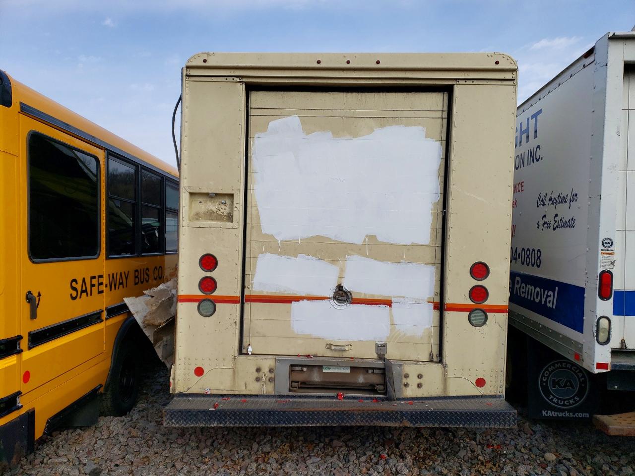 FREIGHTLINER CHASSIS 2014 — 7