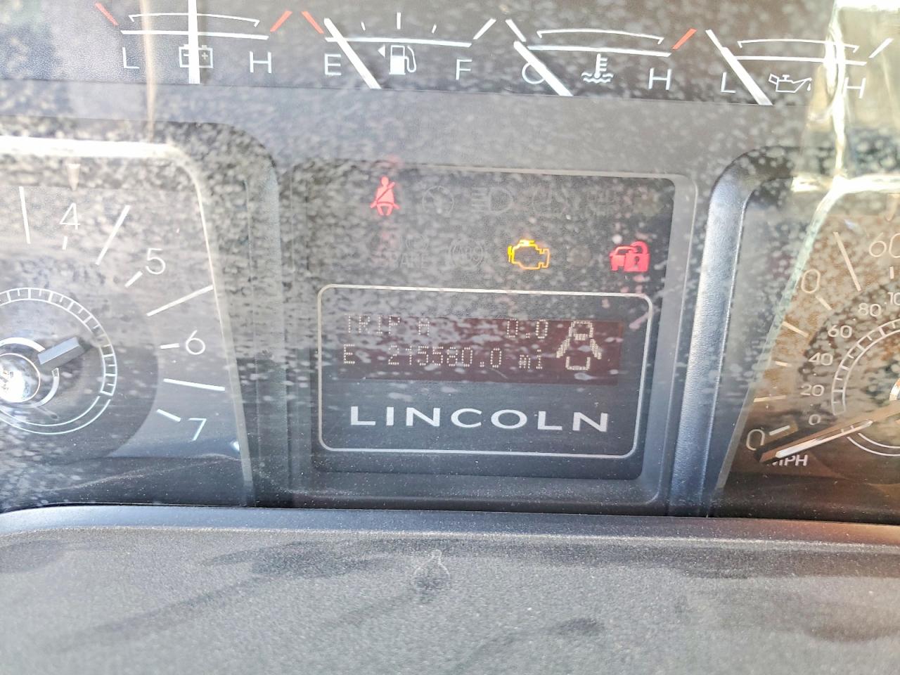 LINCOLN NAVIGATOR 2008 — 10