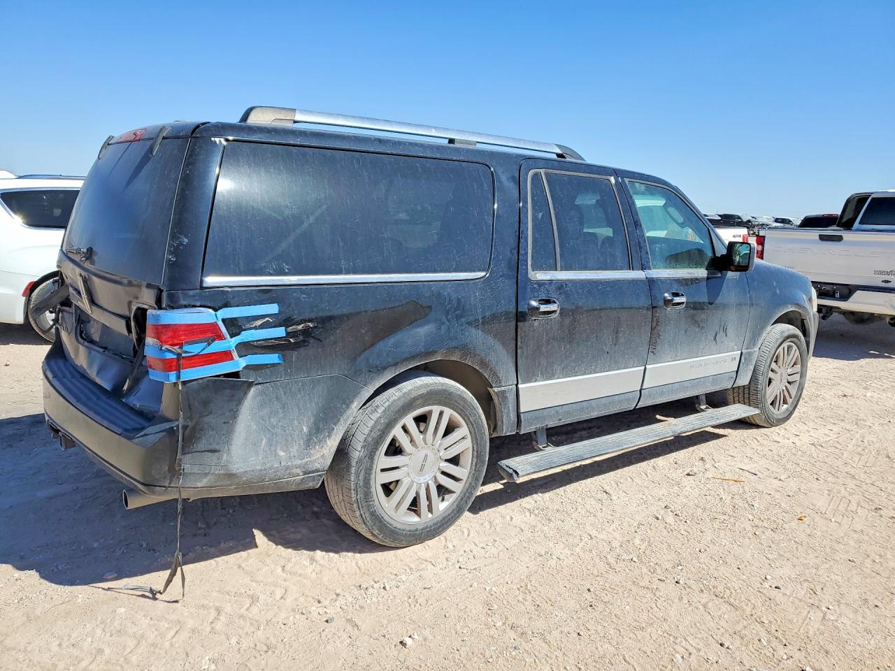LINCOLN NAVIGATOR 2008 — 4