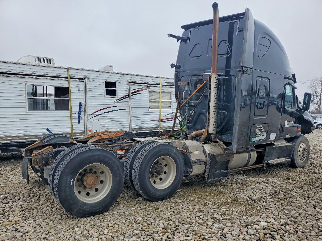 2017 FREIGHTLINER CASCADIA 125" SLEEPER CAB