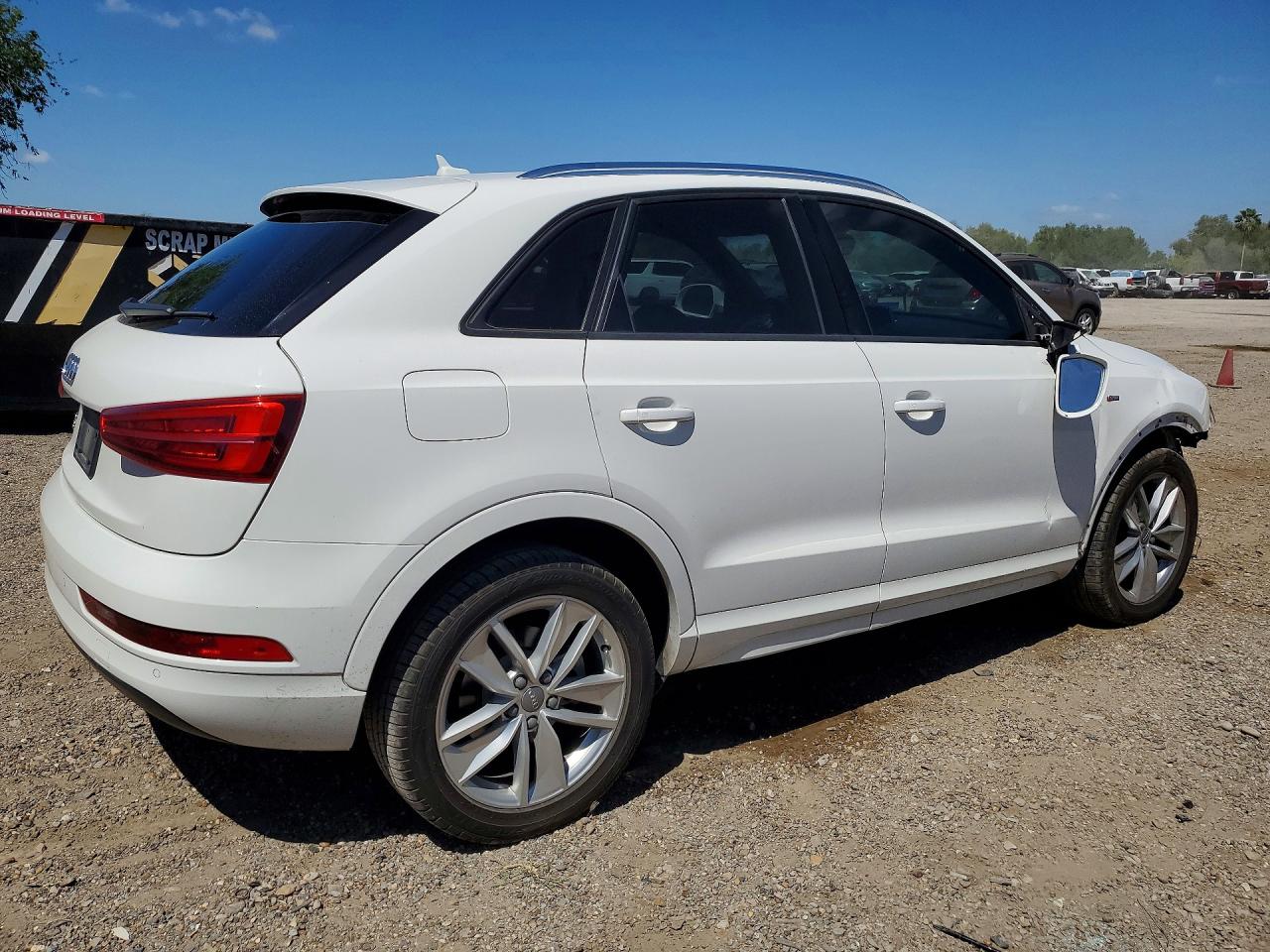 AUDI Q3 2018 — 4