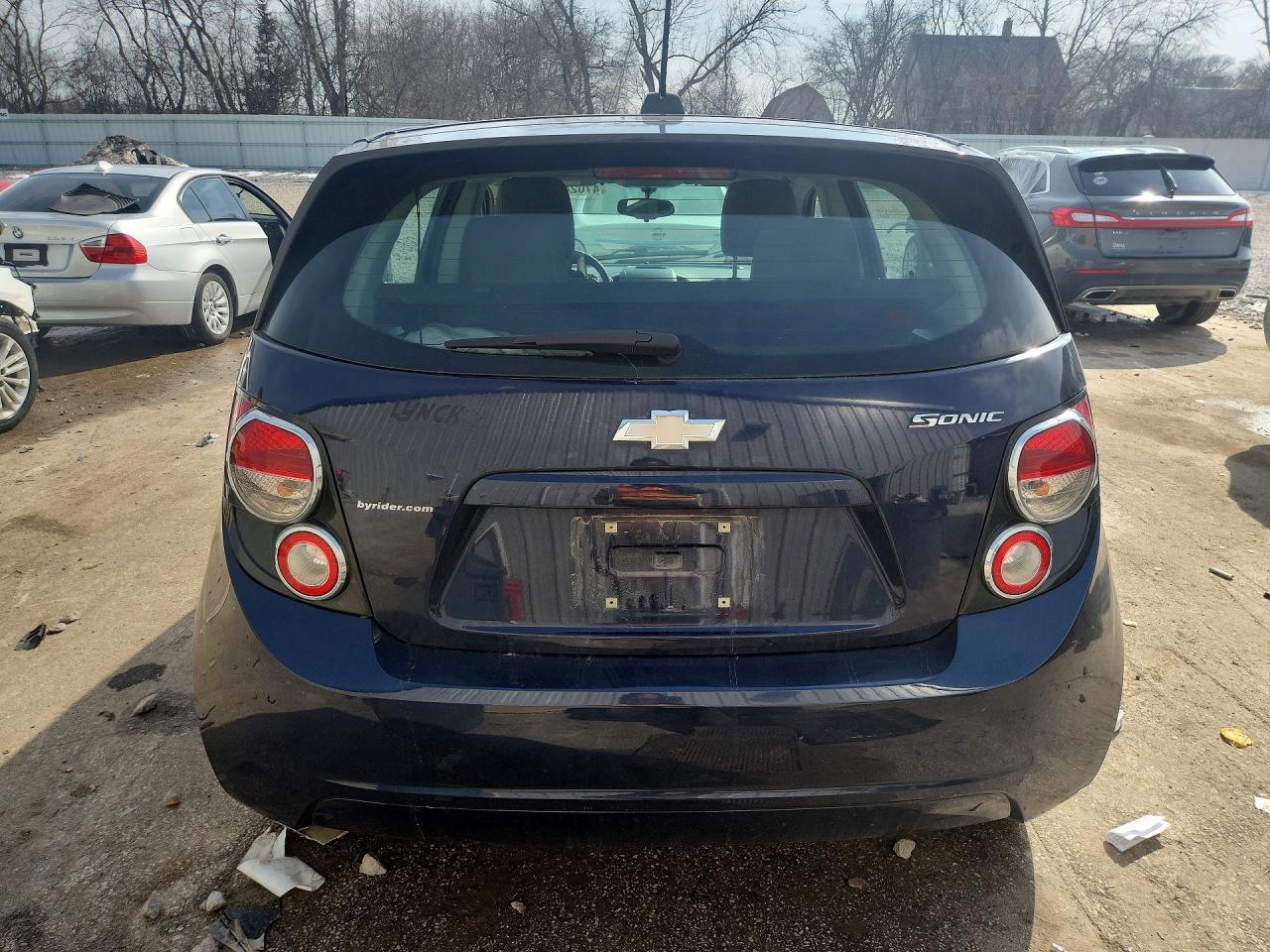 CHEVROLET SONIC 2015 — 7