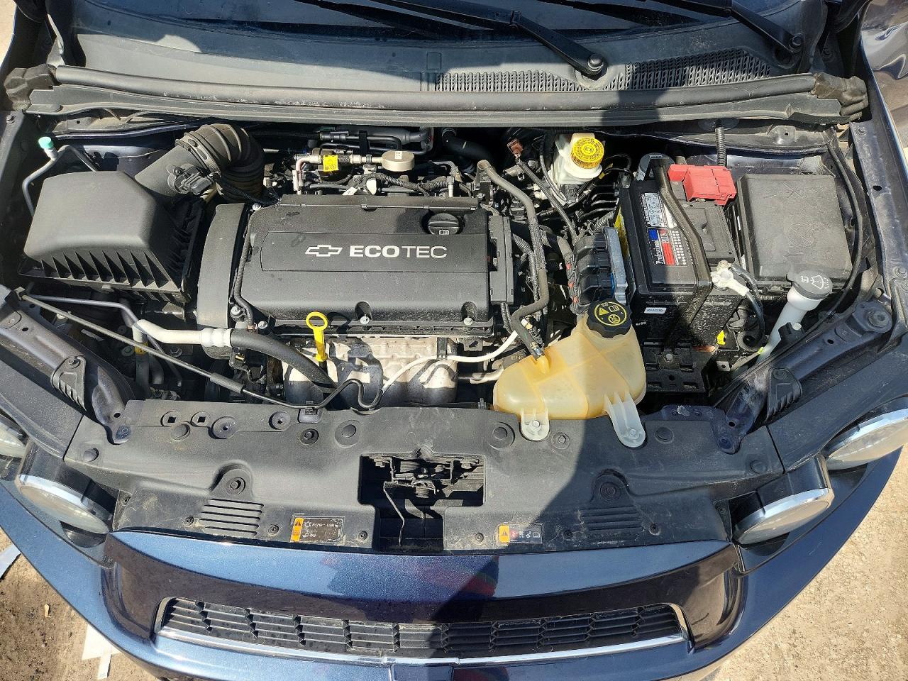 CHEVROLET SONIC 2015 — 12
