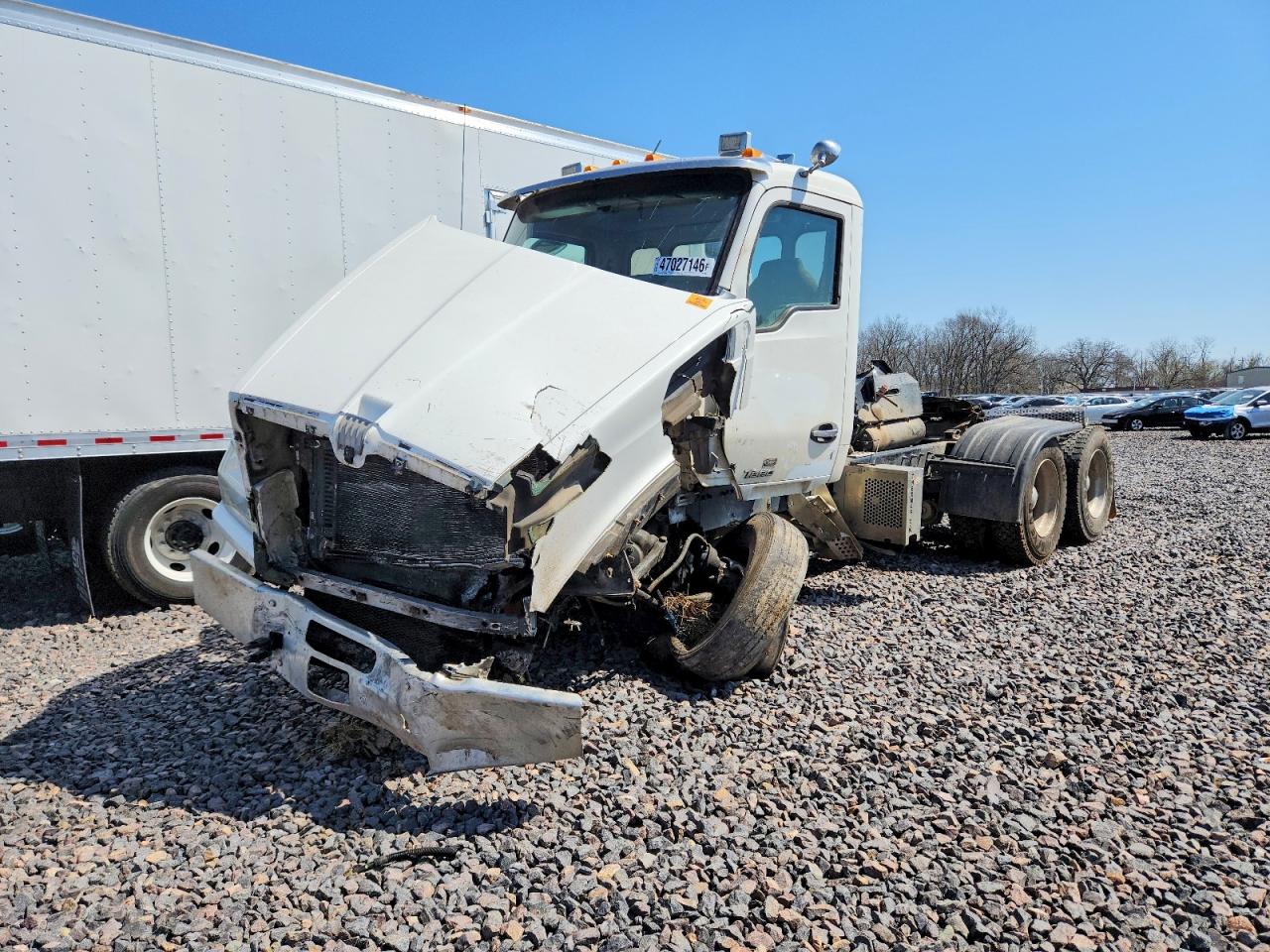 KENWORTH CONSTRUCTION 2019 — 3
