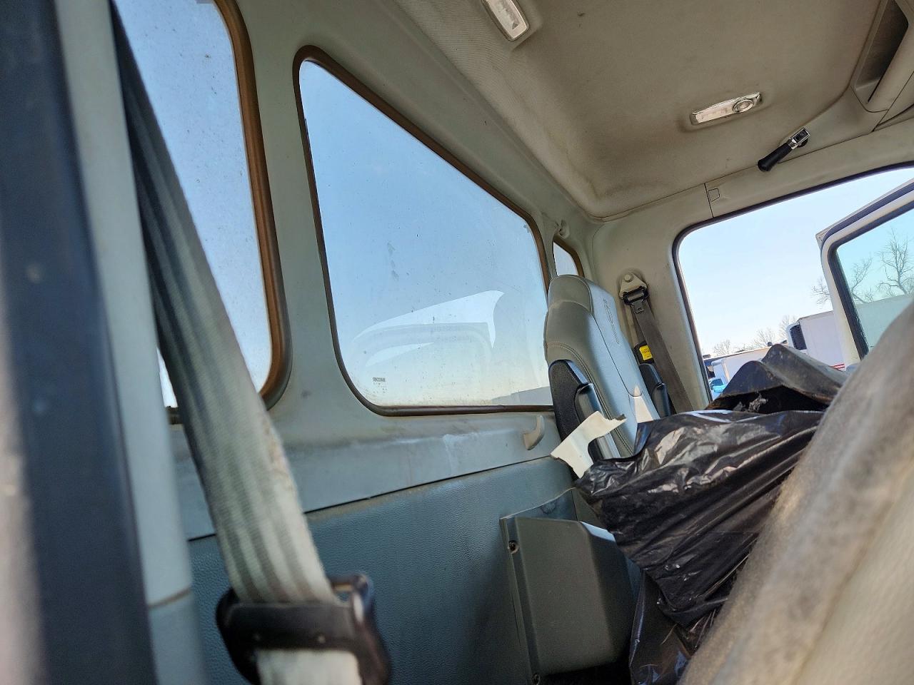 KENWORTH CONSTRUCTION 2019 — 7