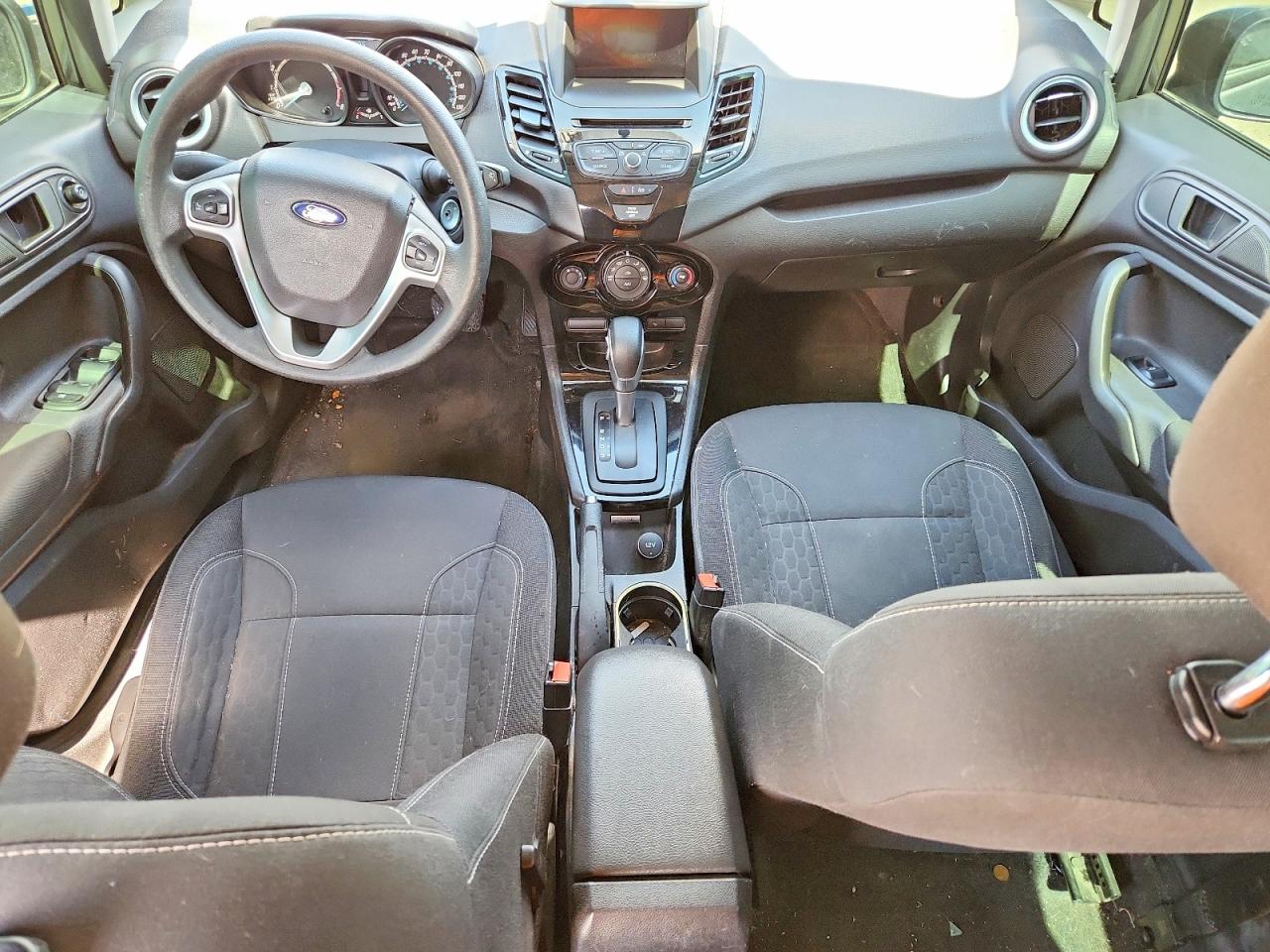 FORD FIESTA 2017 — 9