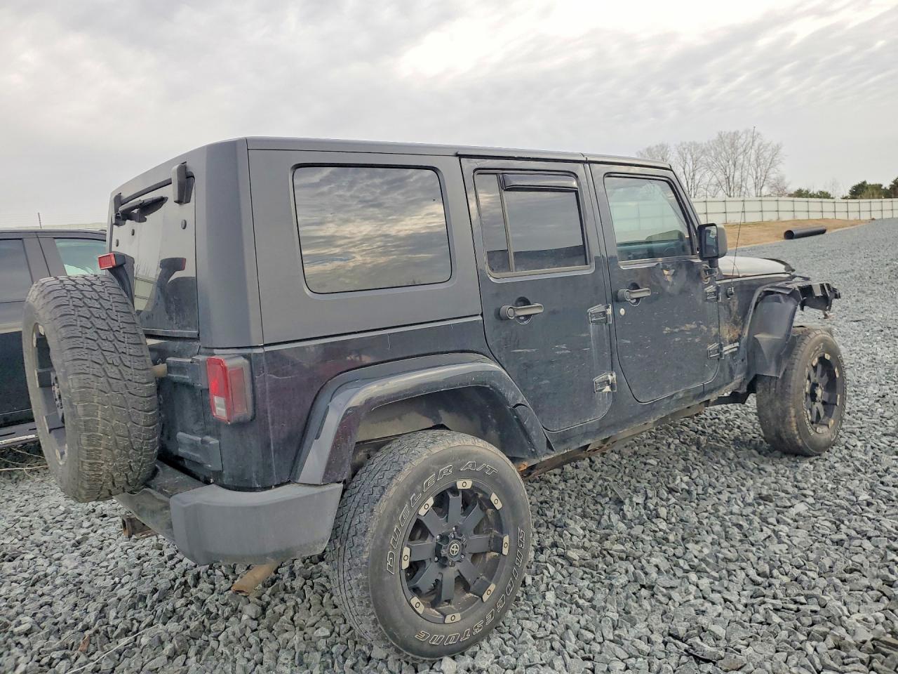 JEEP WRANGLER UNLIMITED 2010 — 4