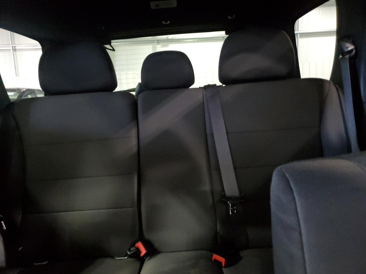 FORD ESCAPE 2012 — 11