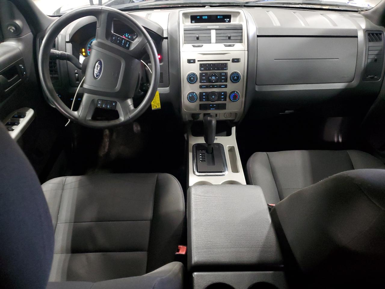 FORD ESCAPE 2012 — 9