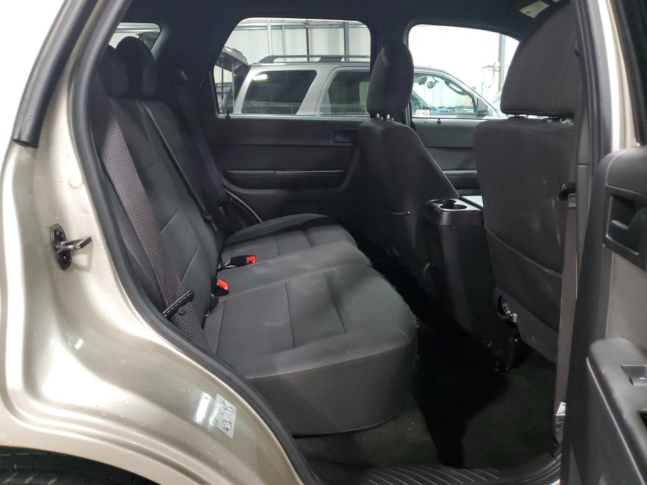 FORD ESCAPE 2012 — 12