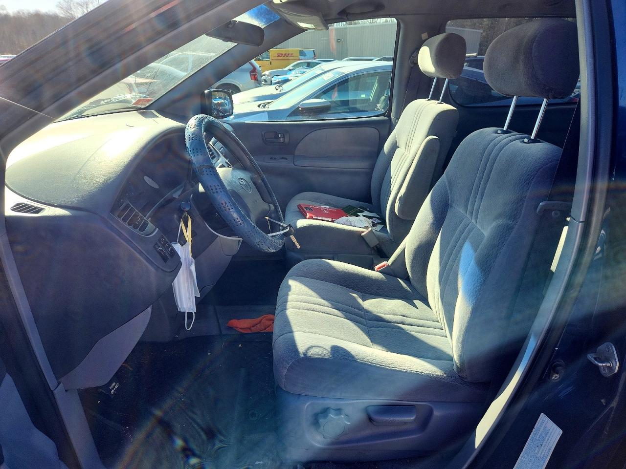 TOYOTA SIENNA 2002 — 8