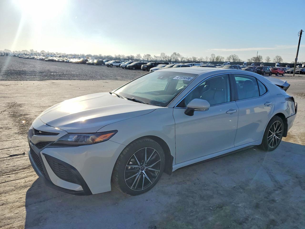 2022 TOYOTA CAMRY HYBRID SE