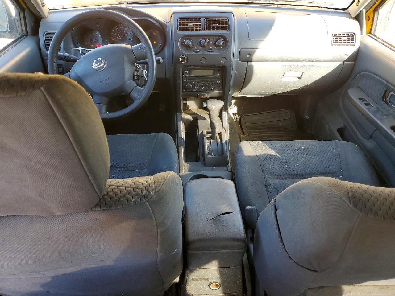 NISSAN XTERRA 2002 — 9