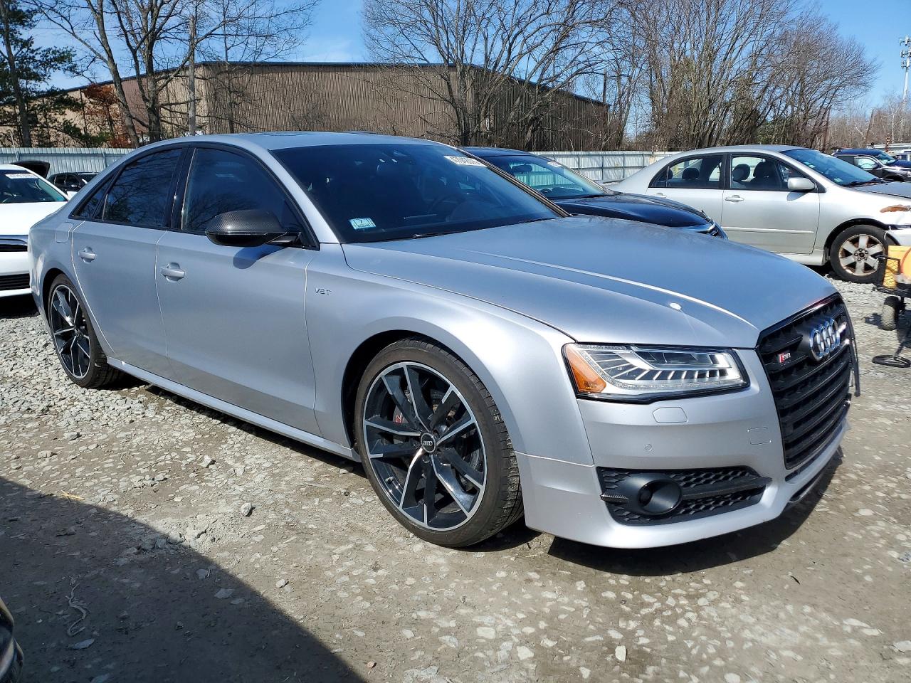 AUDI S8 2017 — 5