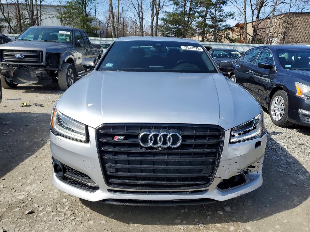 AUDI S8 2017 — 6