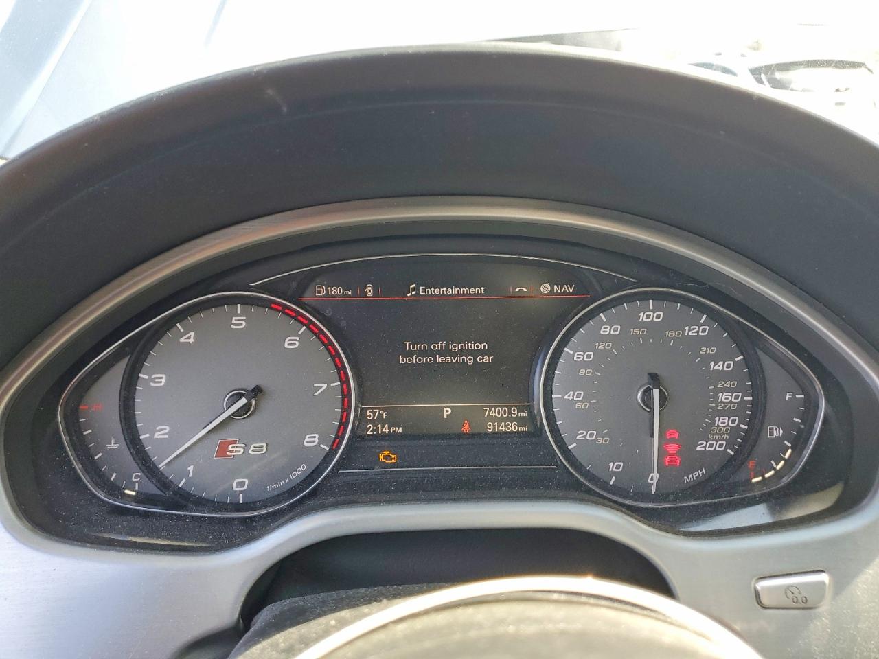 AUDI S8 2017 — 10