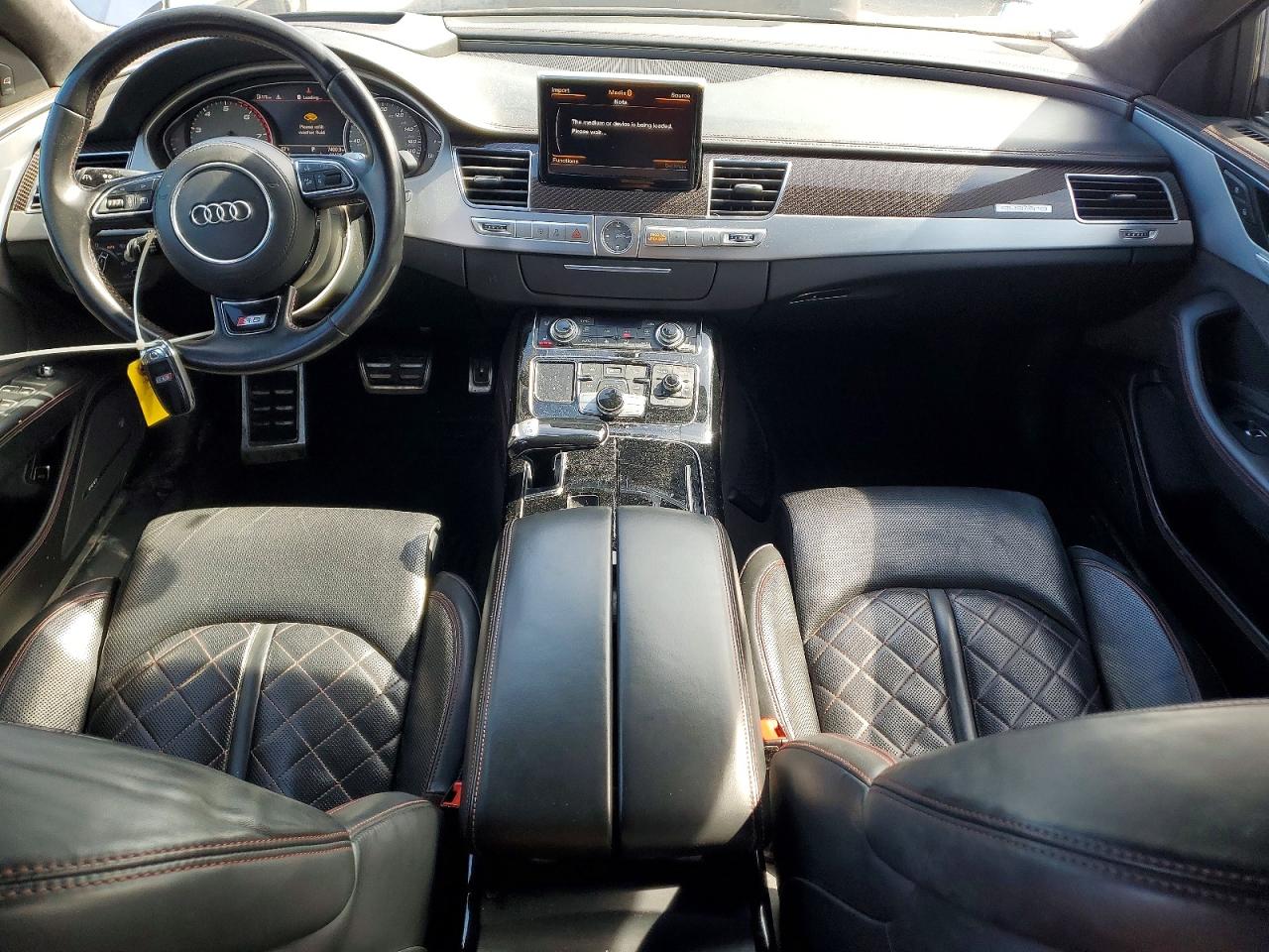 AUDI S8 2017 — 9