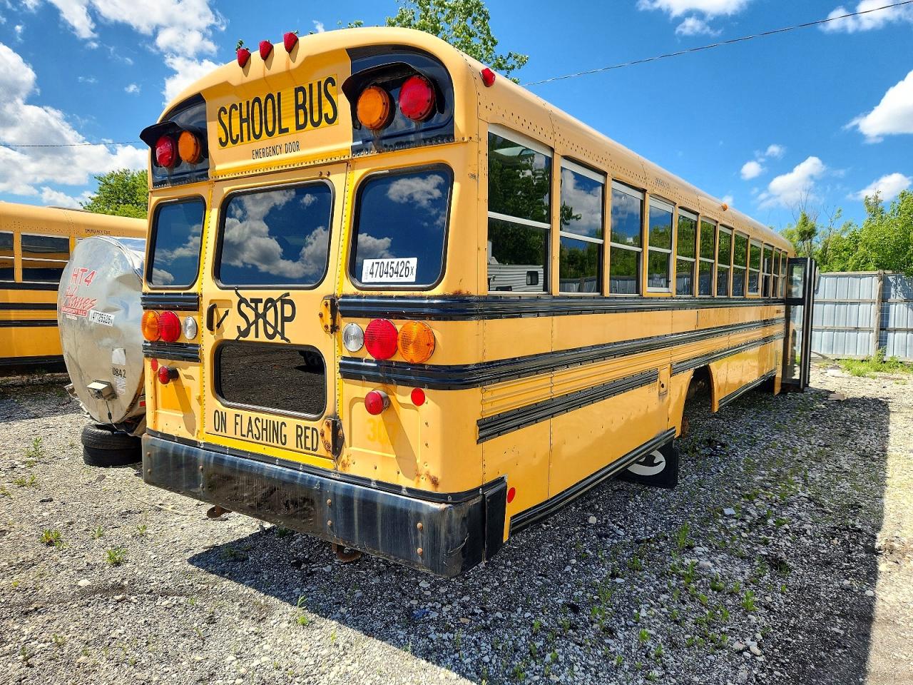 2012 BLUB SCHOOL BUS