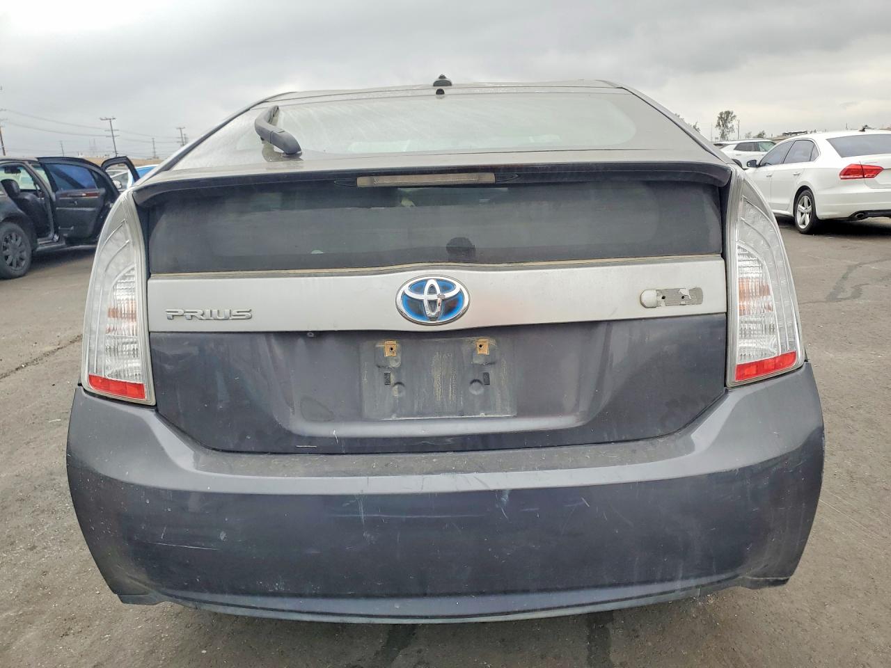 TOYOTA YARIS 2010 — 7