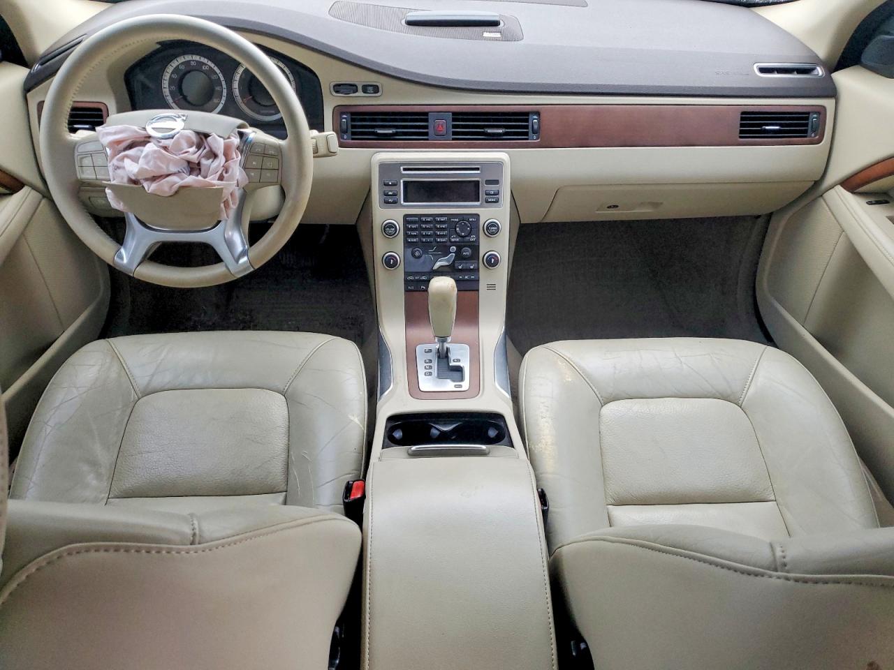 VOLVO S80 2010 — 9
